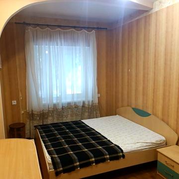 арена двокімнатної квартири в центрі вул Театральна