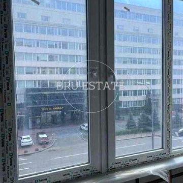 Продам світлу 2к кв в центрі Києва біля 5 хв до метро Печерська