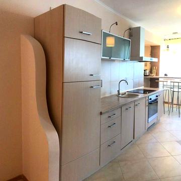 Простора 1к квартира 70кв.м з ремонтом, Бажана. м.Харьківська!