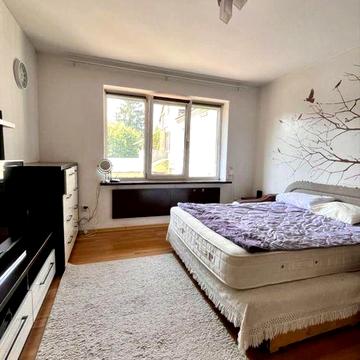 Оренда 1к квартири вул. Перекопська, є власне паркомісце