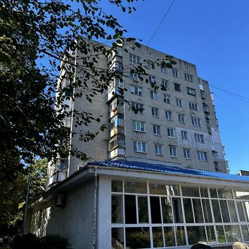 Героїв України вул. (Гагаріна), 6