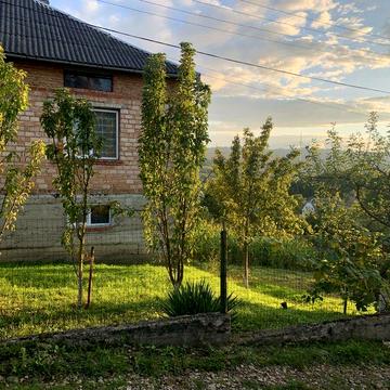 Продаж будинку .