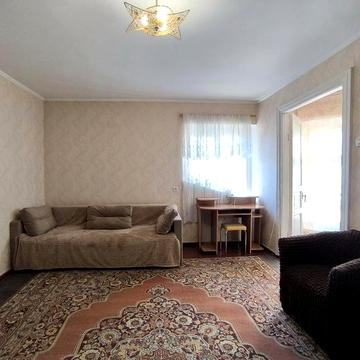 Кіри Муратової вул., 13
