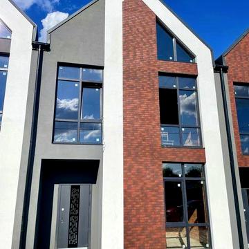 Готовий таунхаус ! Газ, центральні комунікації ! Буча