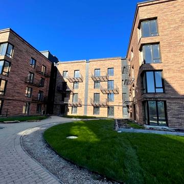 24 Серпня вул., (Будинок 6 (Секція 9))