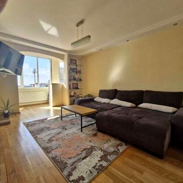 Продаж 3к Квартира Ніжинська вулиця