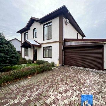 Продам дом с бассейном в Новоалександровке. Кристальный!