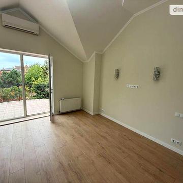 Продаж 4к Дім Центральна (Совіньон) вулиця