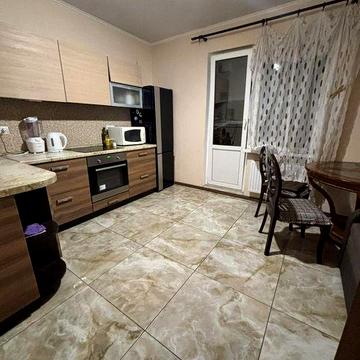 Здам однокімнатну квартиру Чавдар 34. Патріотика.