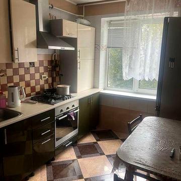 Здається квартира на Лялі Ратушної