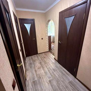 Продається затишна 2-кімнатна квартира у центрі Апостолове!