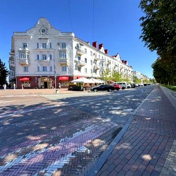 Продаж 2-во кімнатної квартири-74 м2, в історичному районі міста