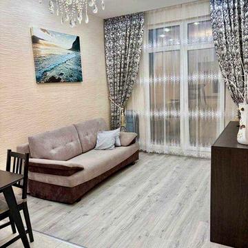 Сдам квартиру  в 50 Жемчужине (возле Музкомедии)