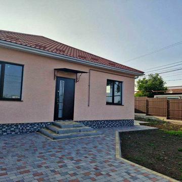 Продам дом в самом центре с. Нерубайское, рядом Усатово Слободка
