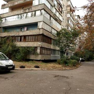 Нивки.Ул.Виговского 24-а/Гречка/2разд.кв-ра.