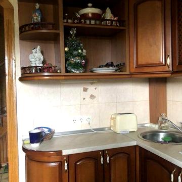 Сдам дом в пригороде, Бабаи