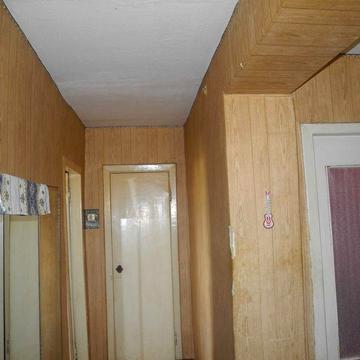 Продається трикімнатна квартира в центрі міста