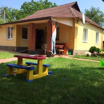 Продам будинок . Узин. Михайлівка