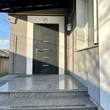 Продаж  будинку з капітальним ремонтом