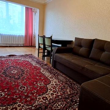 Ентузіастів вул., 11/1