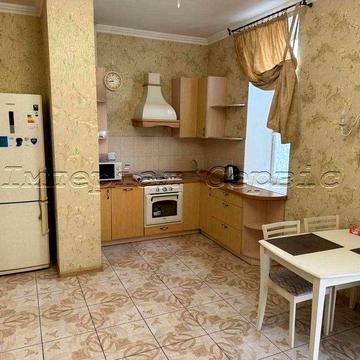 Продам 2 комнатную в центре, по ул. Гоголя(автономное отопление)