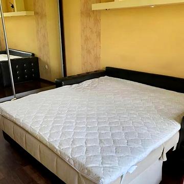 Довгострокова оренда 1к Квартира Грушевського Михайла вулиця