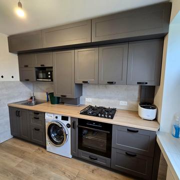 Водопровідна вул., 3