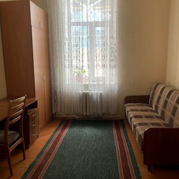 Дмитрівська вул., 19-А