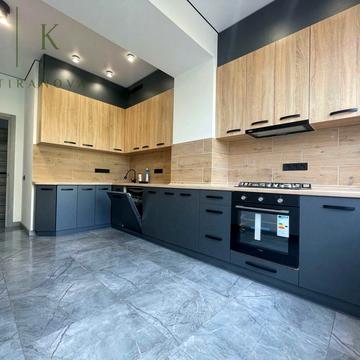 Володимира Івасюка вул., 11