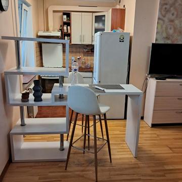 Йорданська вул. (Лайоша Гавро), 28б