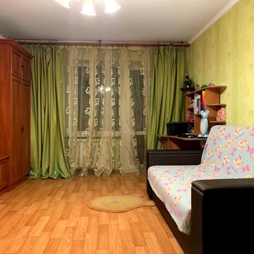 Поліська вул., 22