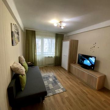 Голосіївський просп. (40-річчя Жовтня), 122к2