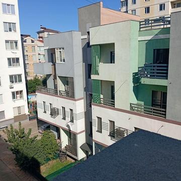 Владислава Бувалкіна вул. (Бочарова Генерала), 2/4