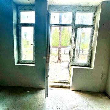 Готова Квартира з власним двориком Метро Лісова ТЕРМІНОВО ЖК Сосновый