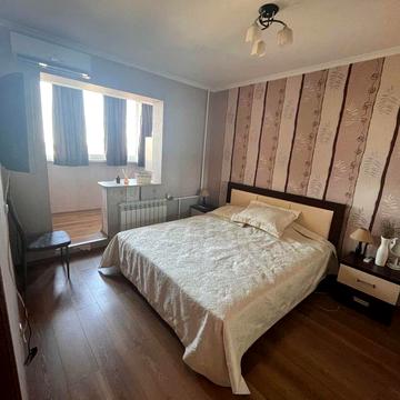Академіка Заболотного вул., 76