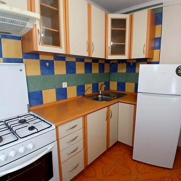 Довгострокова оренда 1к Квартира Левітана вулиця