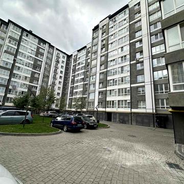 Олександра Довженка вул., 21А