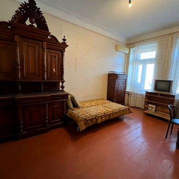 Чернишевська вул., 96