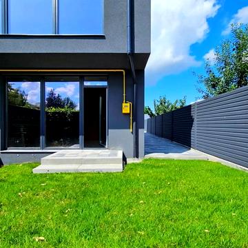 Зоряна вул., 16