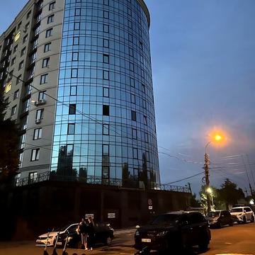 Староміська вул., 1/2