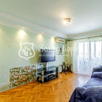 Ореста Левицького вул. (Академіка Курчатова), 3