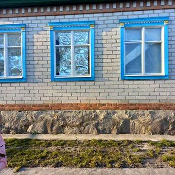 Продаж 3к Дім Миру вулиця