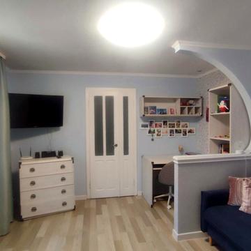 Віталія Постолакі пл., 8