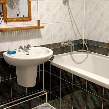 Довгострокова оренда 1к Квартира Камянецька вулиця