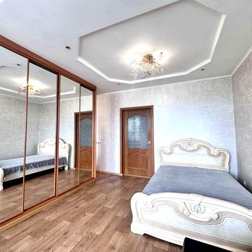 Верховинна вул., 37