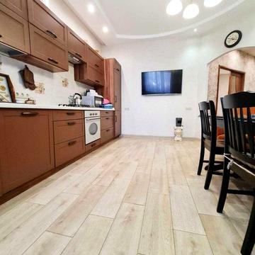 Продам 2 комнтаную квартиру с АГВ в ЖК Тенистый Педагогический пер