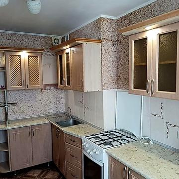 Української Дивізії вул., 14