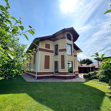 Рівненська, 88