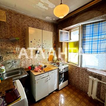 Академіка Філатова вул., 43