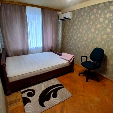 Ентузіастів, 15